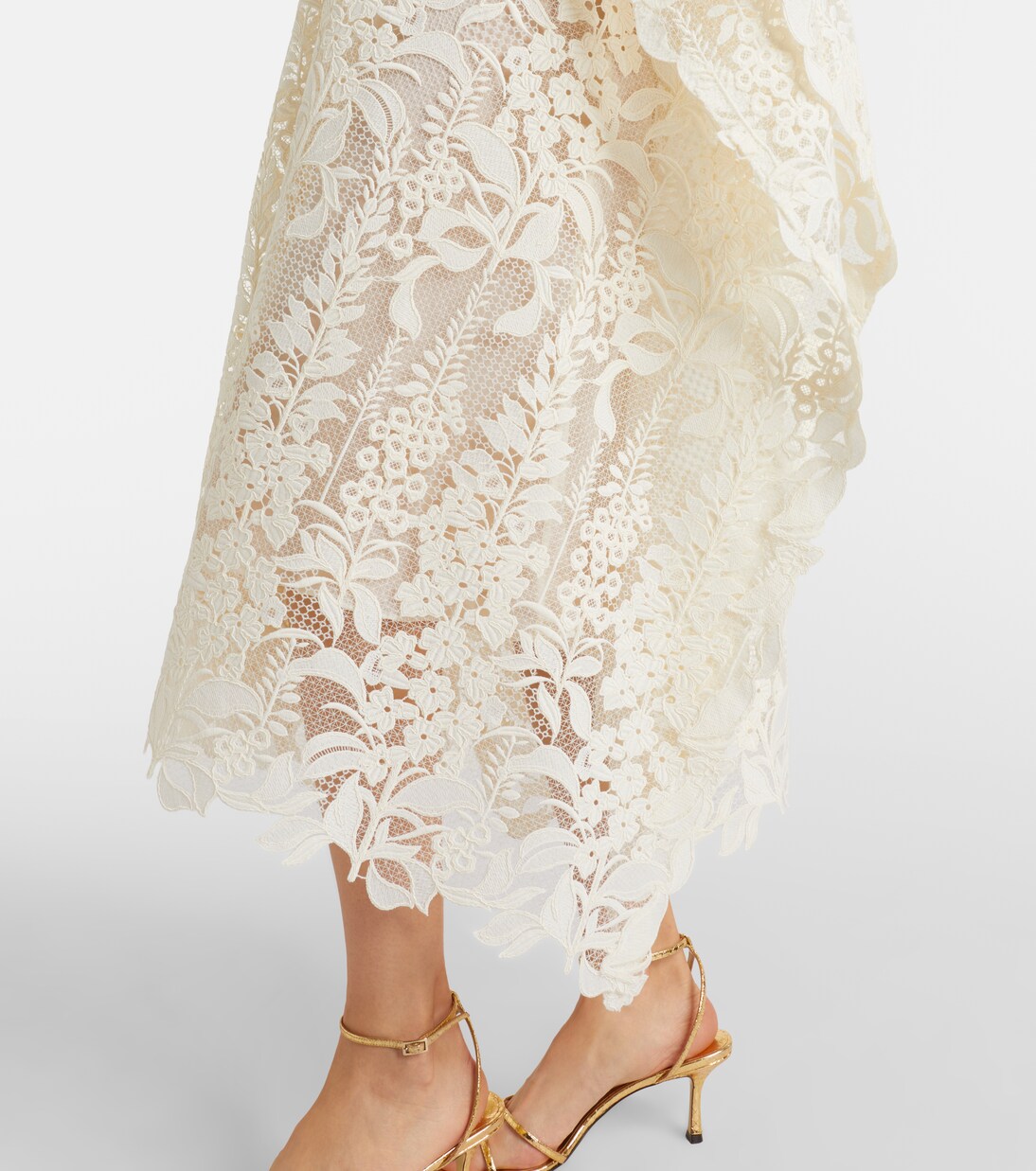 Caftán de encaje de guipur  | Oscar de la Renta