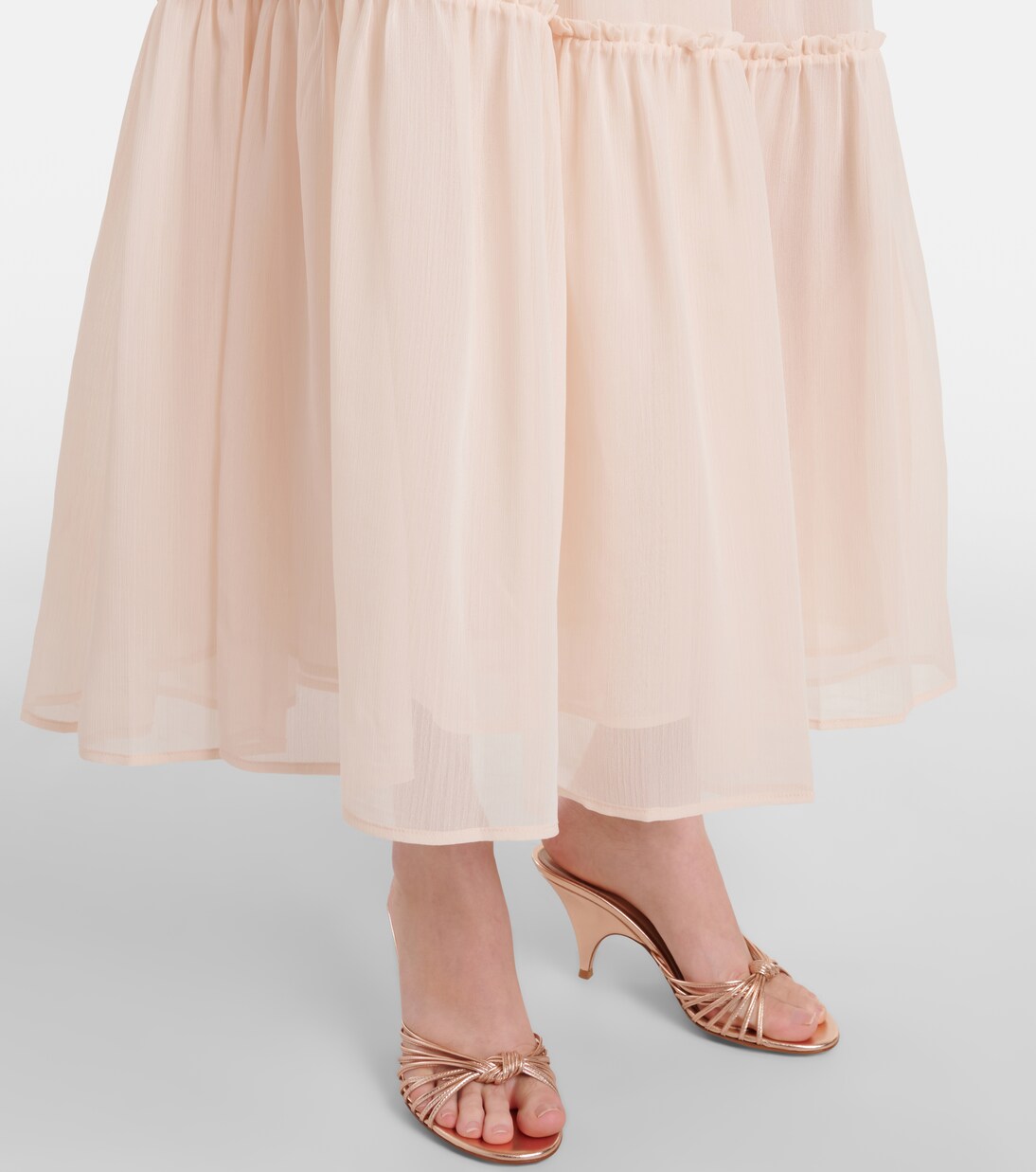 تنورة طويلة من الشيفون بتفاصيل مجمعة | Xu Zhi