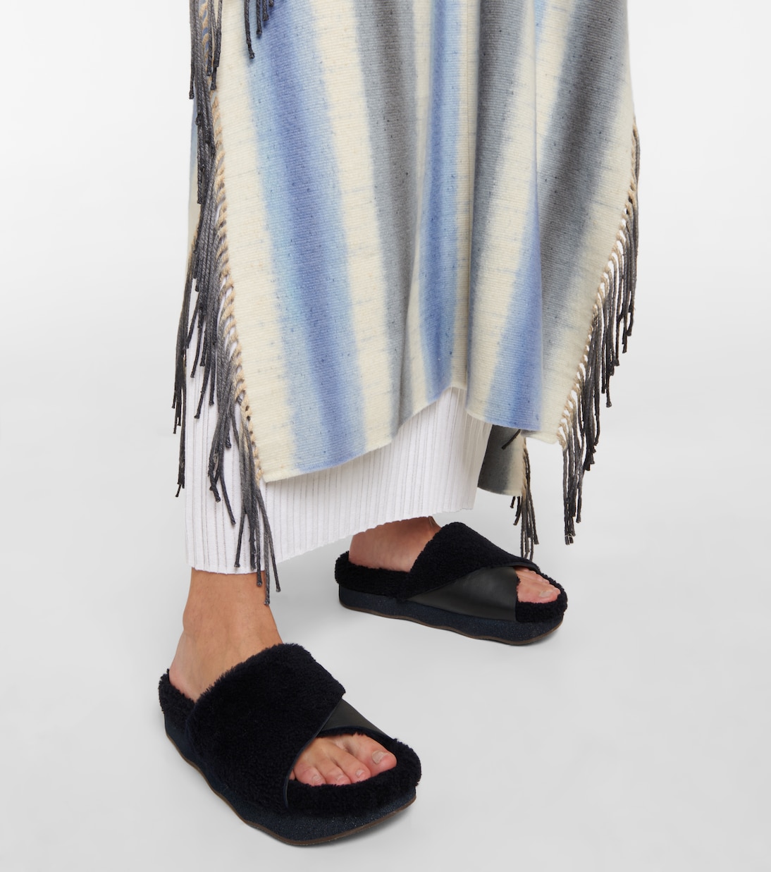 Wavy shearling slides | Chloé