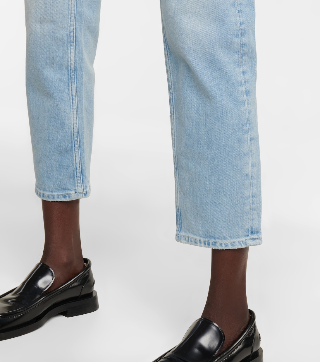 Girlfriend mid-rise cropped jeans | AG Jeans