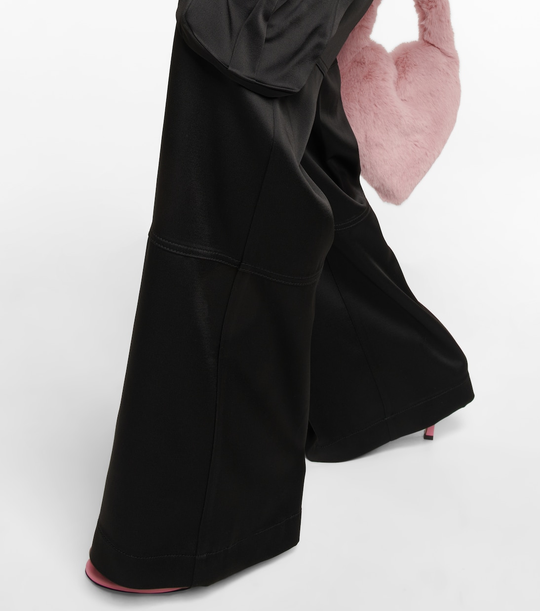 Pantalon cargo à taille basse en satin | Blumarine