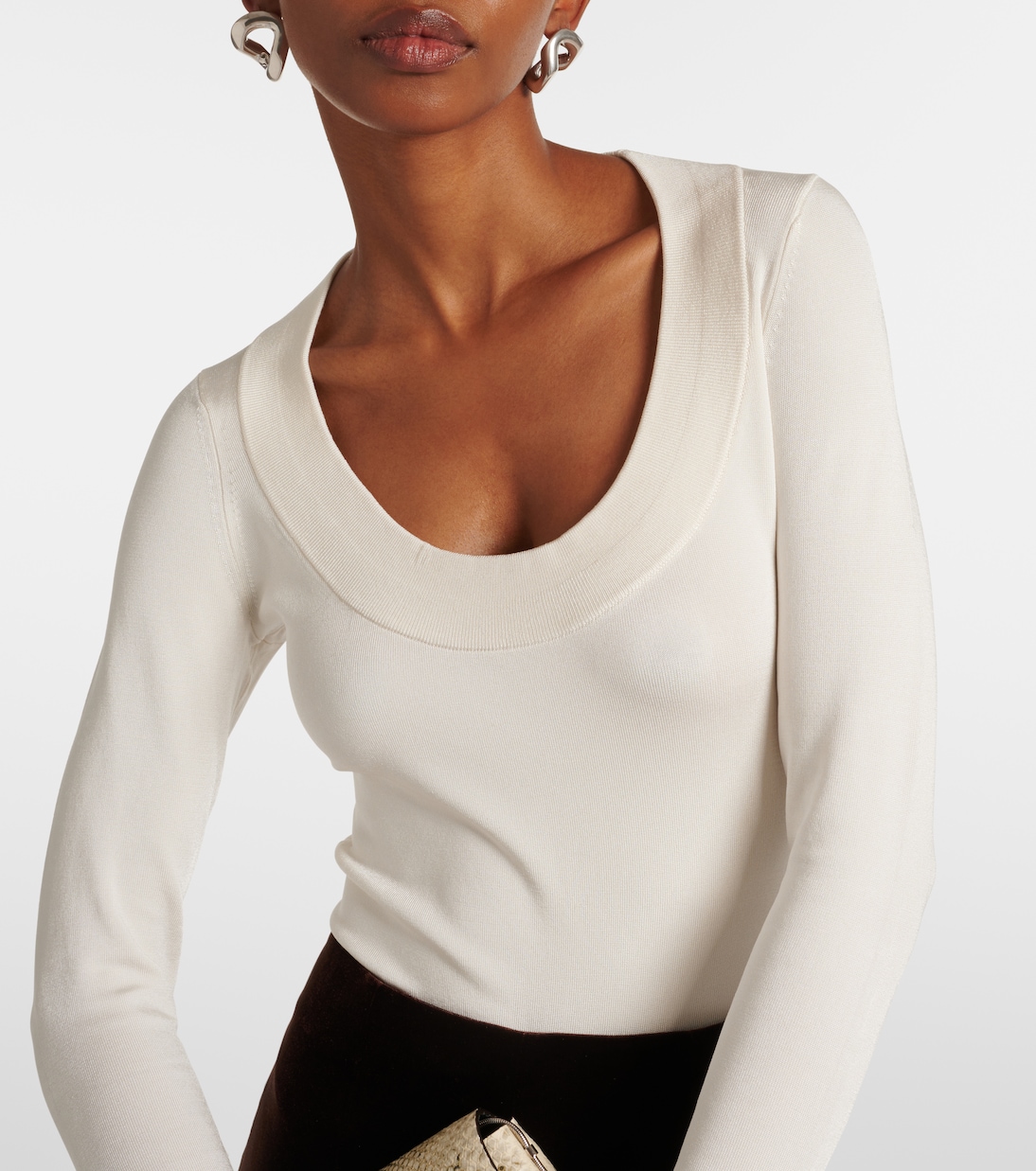 Body | Galvan