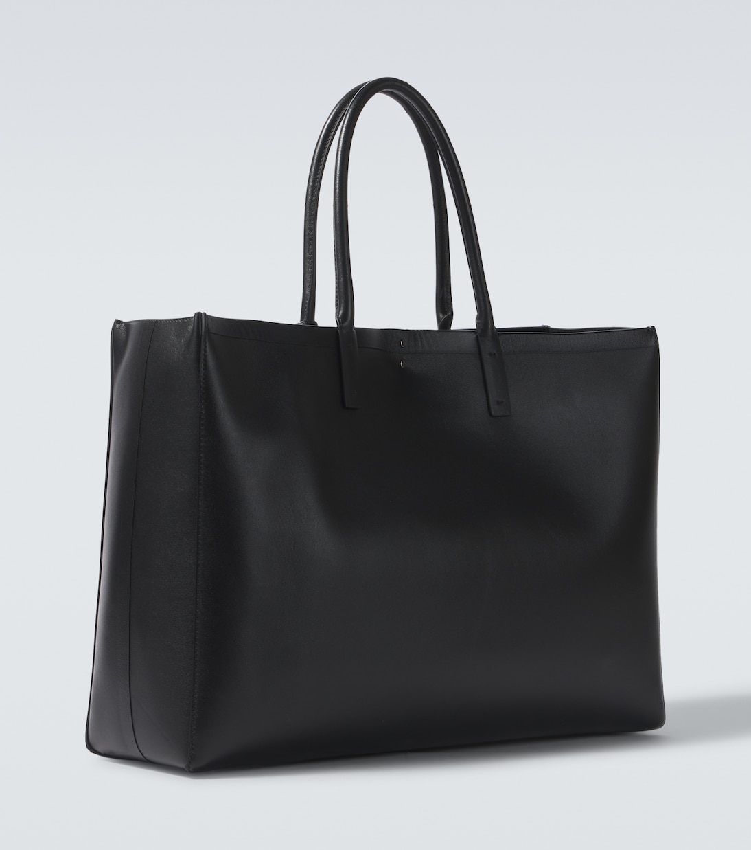 East/West leather tote bag | Valentino Garavani