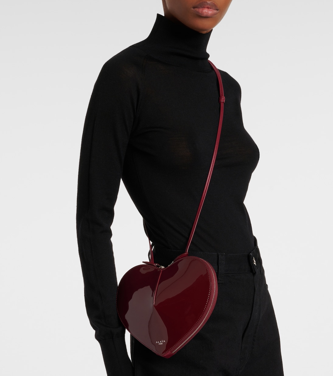 Bolso al hombro Le Cœur de charol | Alaïa