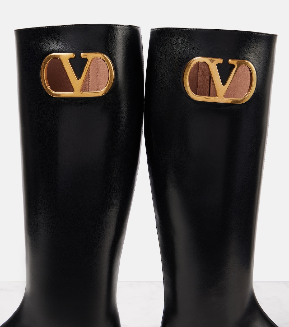 Botas altas de piel con VLogo Signature | Valentino Garavani