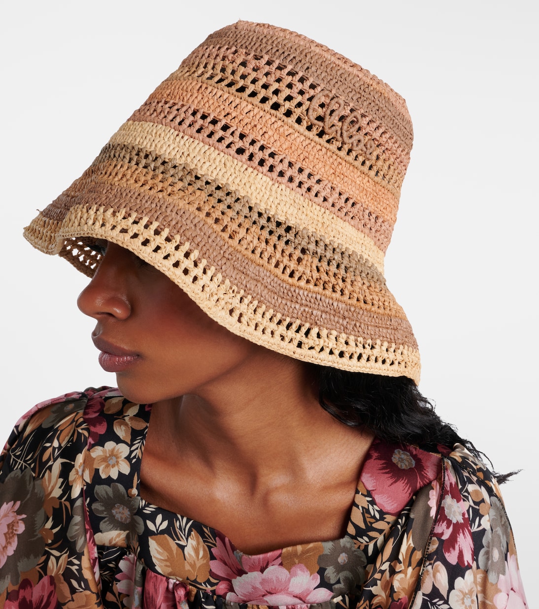 Cappello CHLOÉ in rafia, stile bucket, perfetto per il tramonto