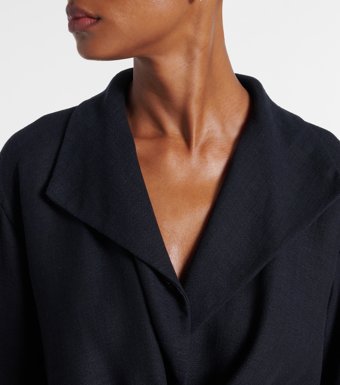 توب من كريب الكتّان Janet | Loro Piana