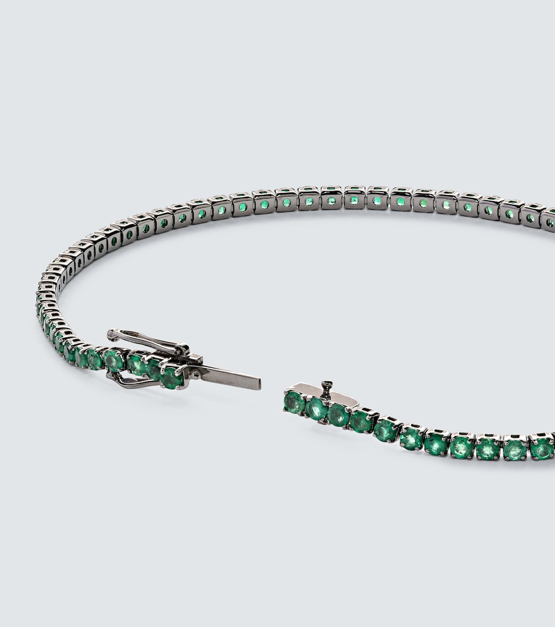 Armband aus 18kt Schwarzgold mit Smaragden | Shay Jewelry