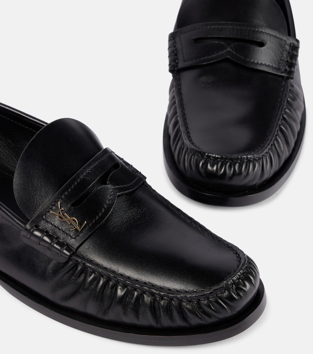 Scarpe in pelle Saint Laurent stile penny loafer per giovani alla moda