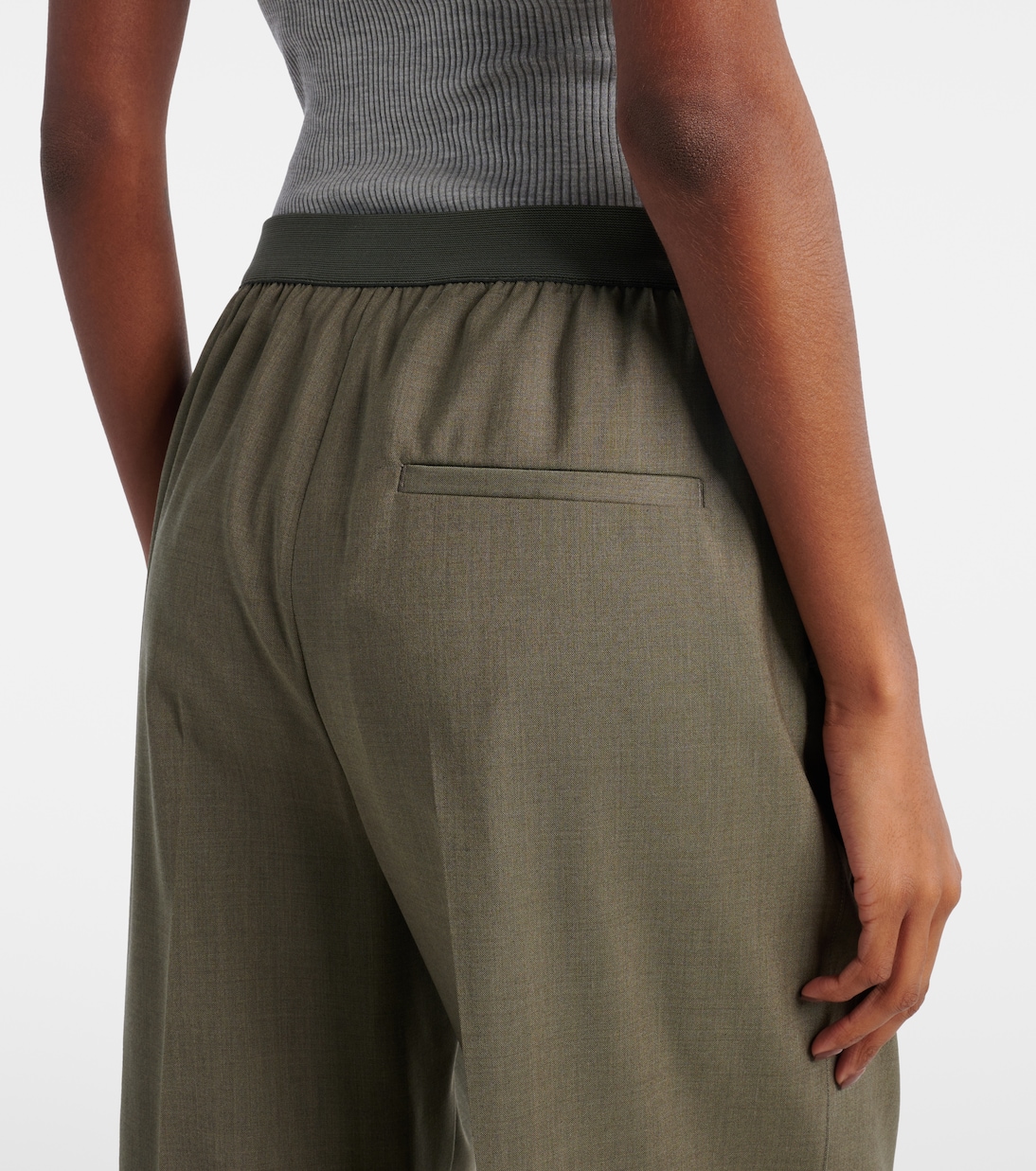 Weite High-Rise-Hose aus Schurwolle | Loewe