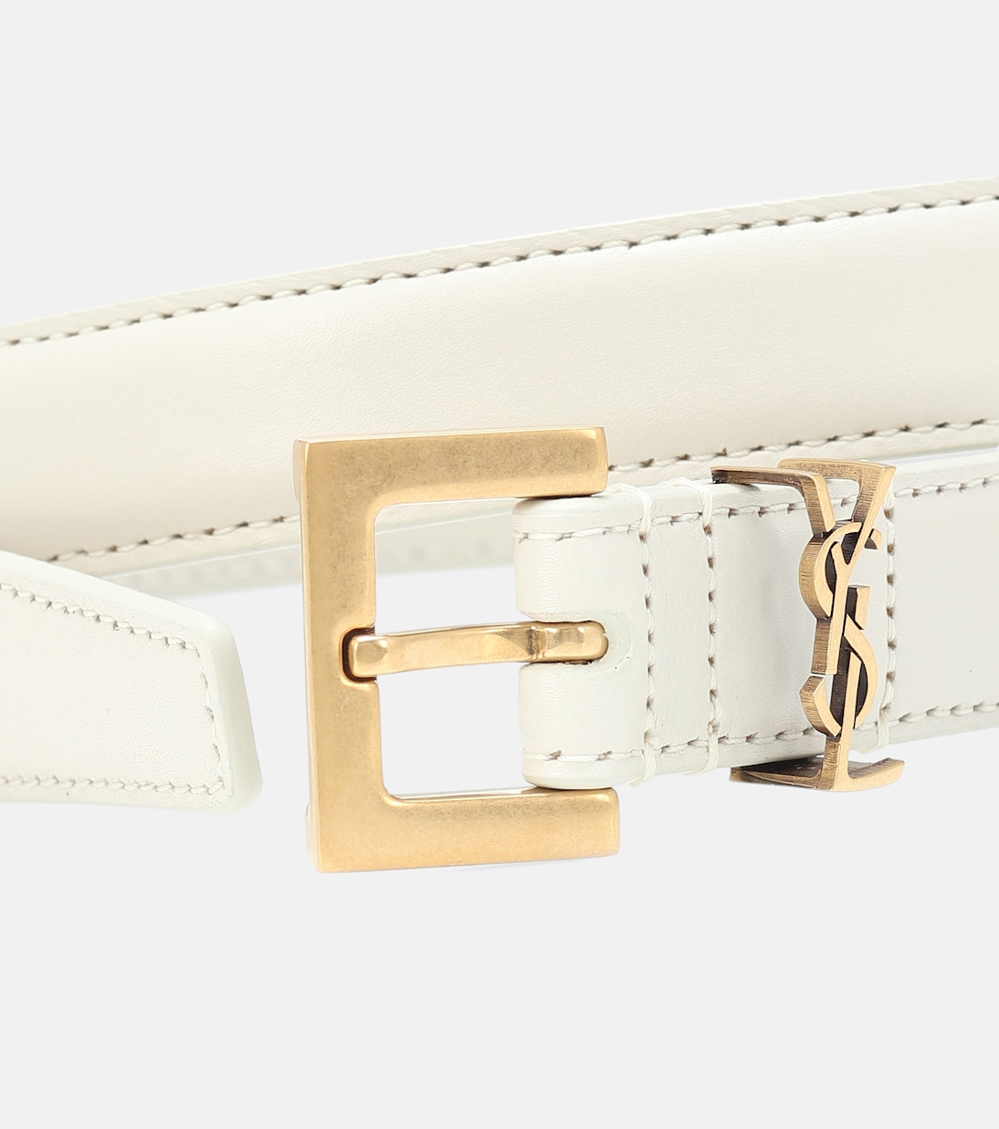 Cintura in pelle Saint Laurent slim, stile Cassandre per giovani trendsetter