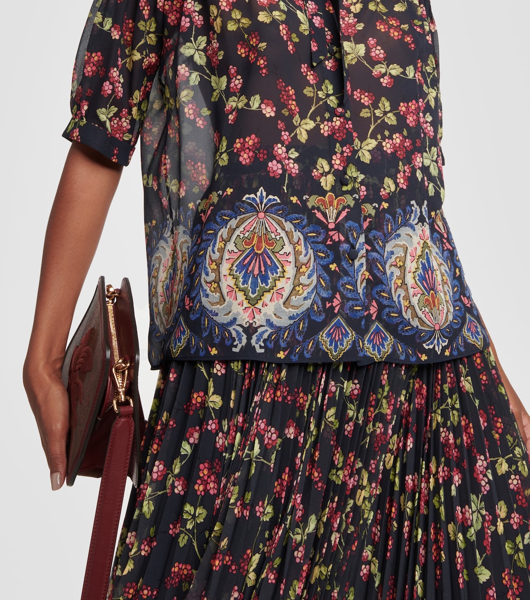 Top in seta con stampa e lavallière | Etro