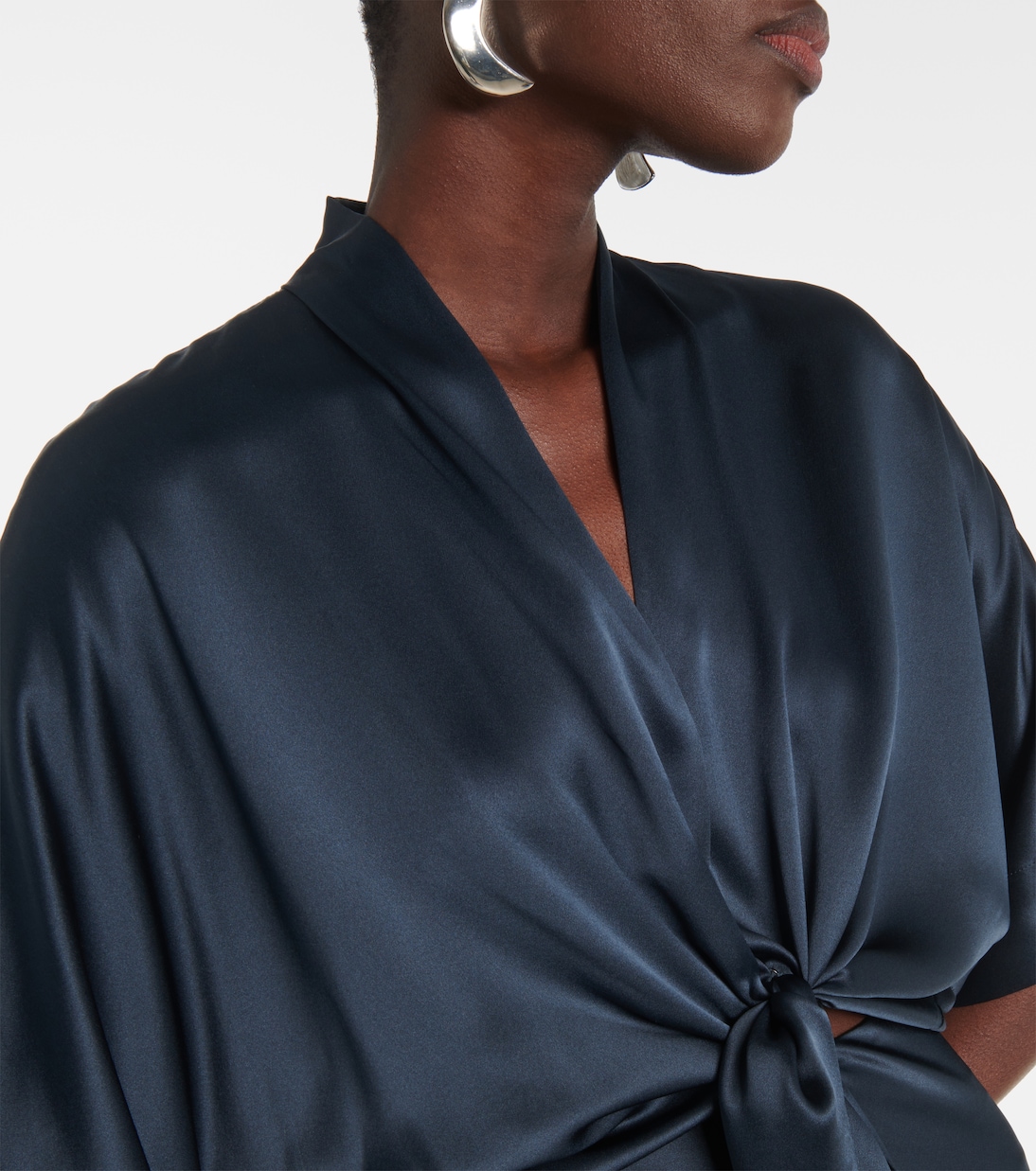 Blusa in raso di seta con ruches | The Sei