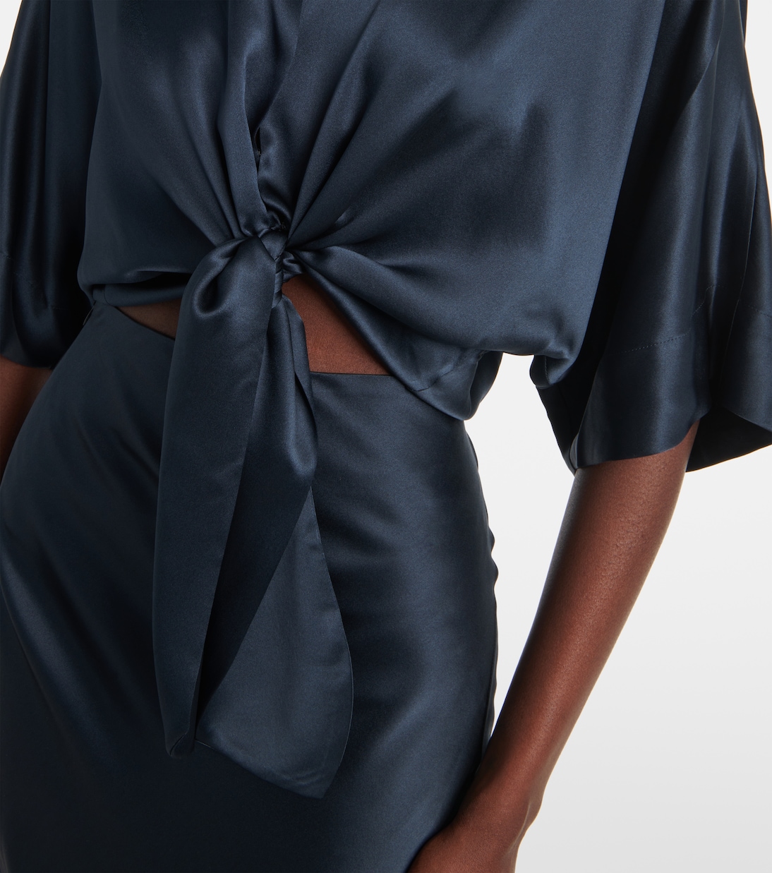 Blusa in raso di seta con ruches | The Sei