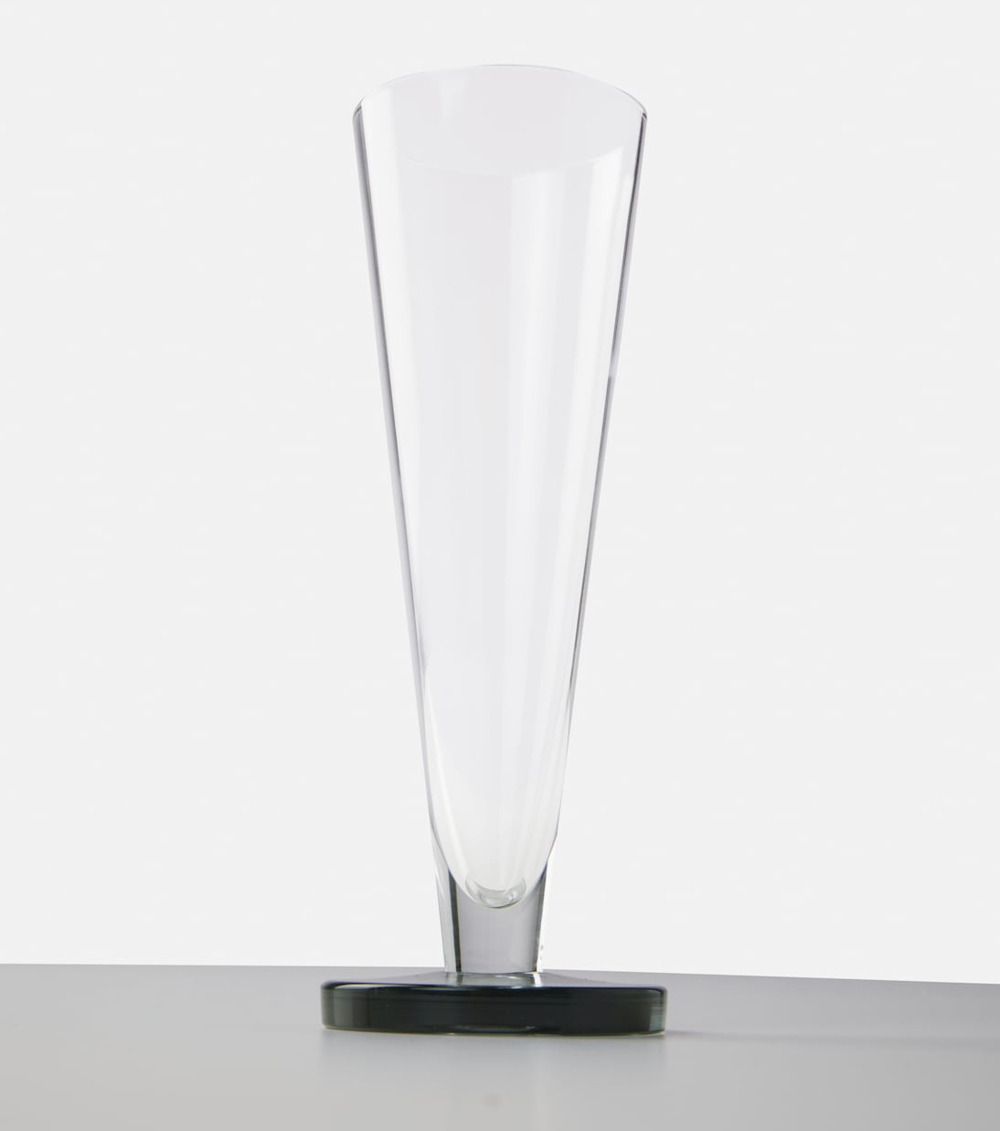 Puck set of 2 champagne flute glasses | Tom Dixon