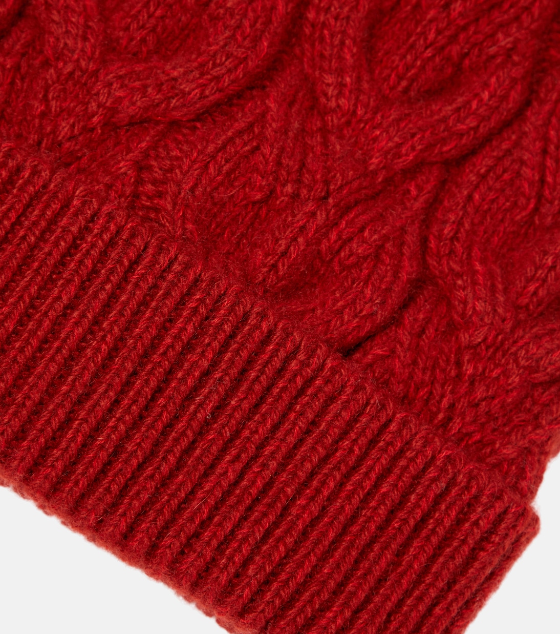 Berretto in cashmere Monginevro di Loro Piana per giovani alla moda