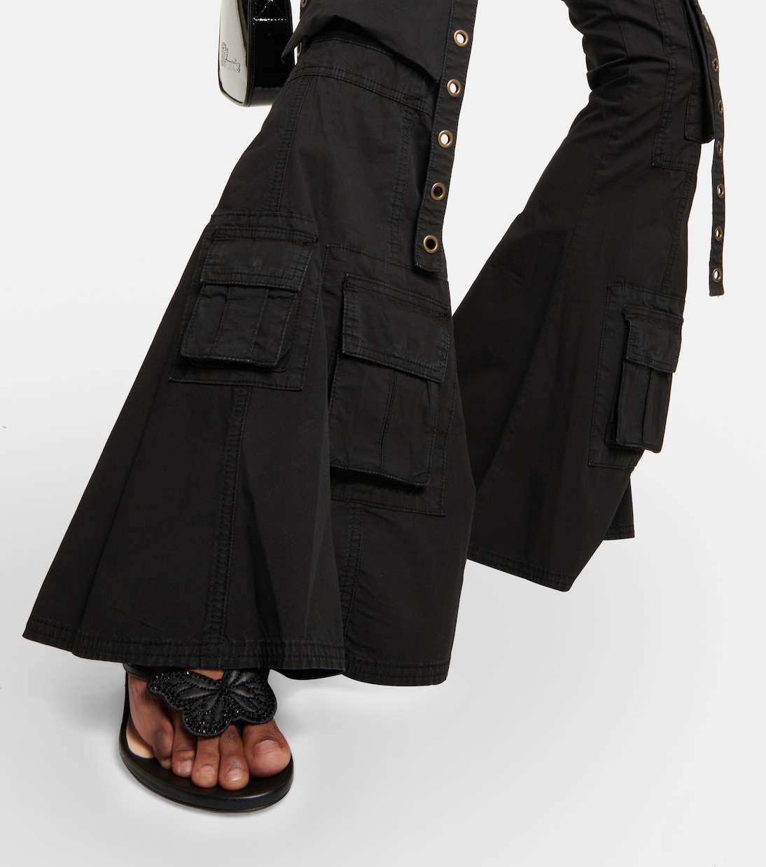 Jean évasé à taille basse et ornements | Blumarine