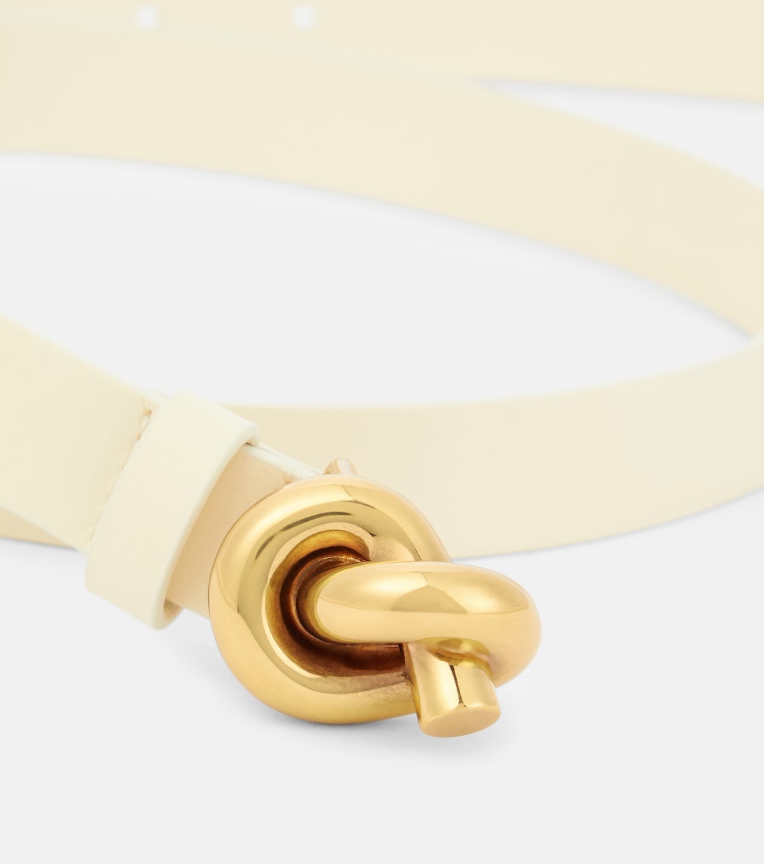 Cintura in pelle Bottega Veneta Knot, stile giovane e moderno