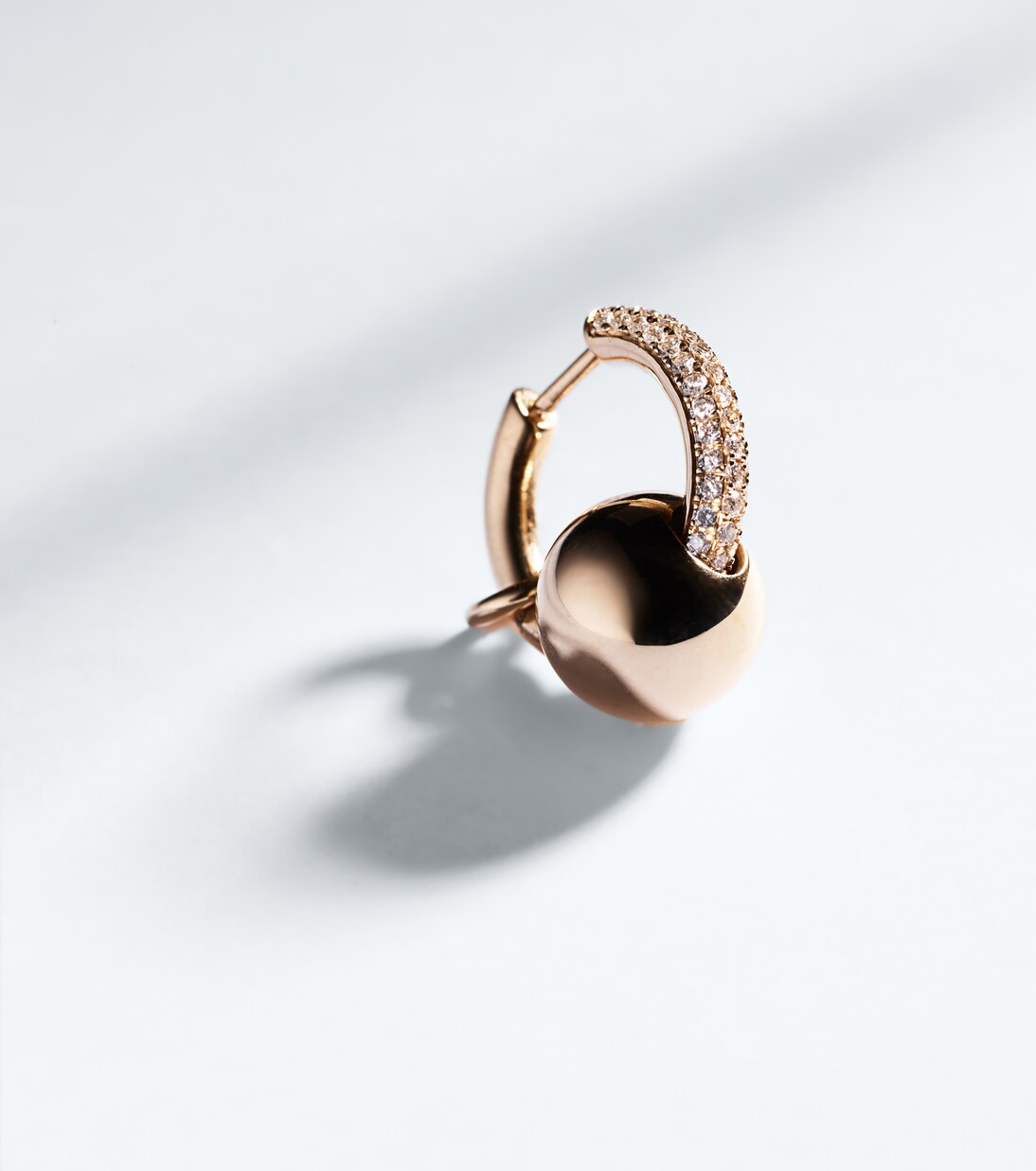 Boucle d’oreille unique Piercing en or 14 ct et diamants | Rainbow K
