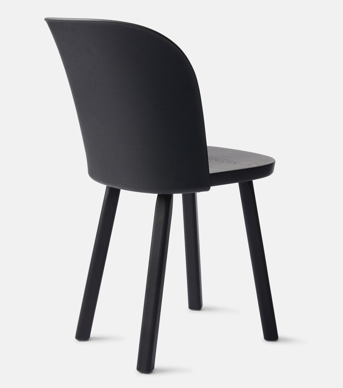 Stuhl Alpina by Barber & Osgerby | Magis