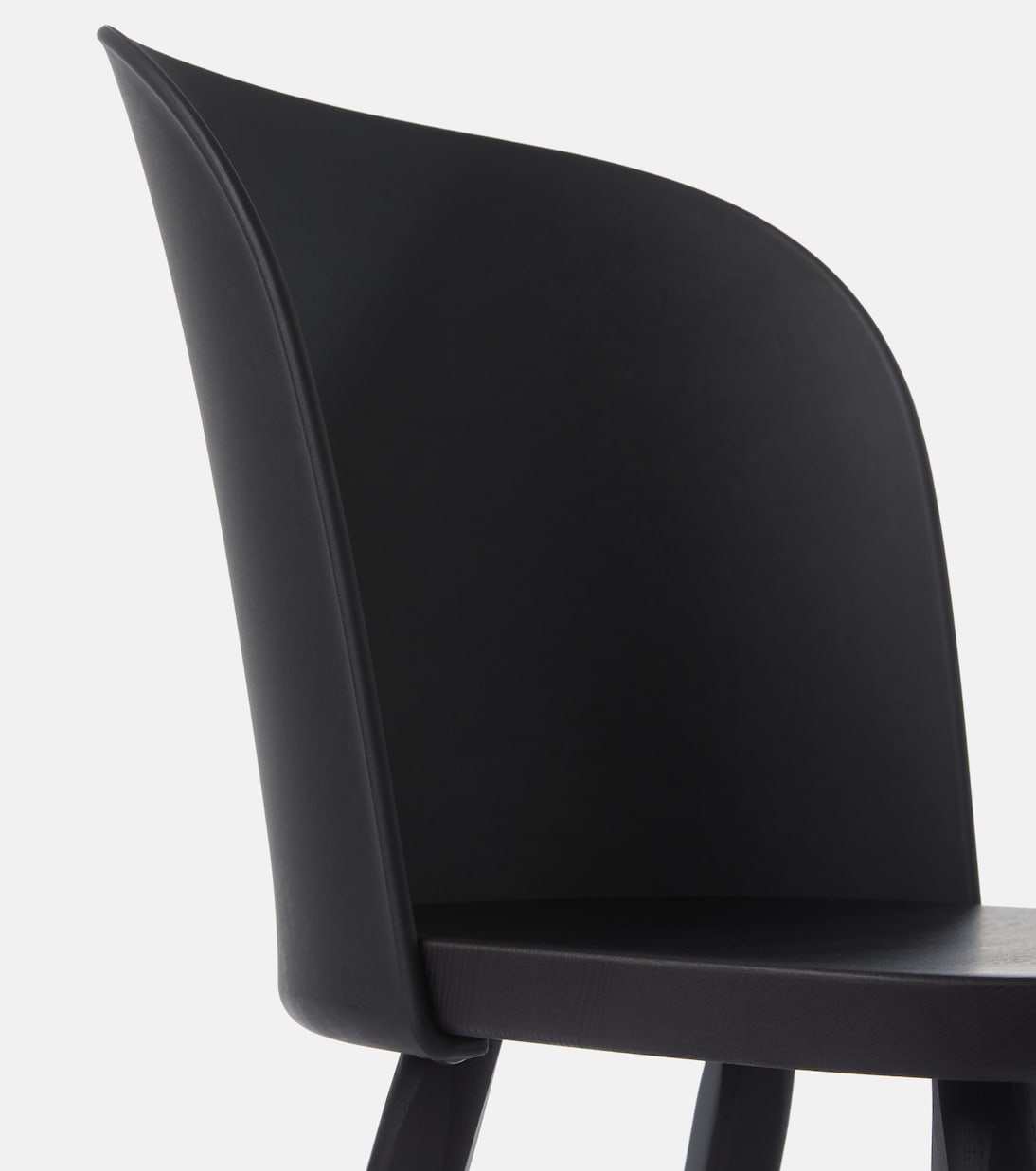 Stuhl Alpina by Barber & Osgerby | Magis