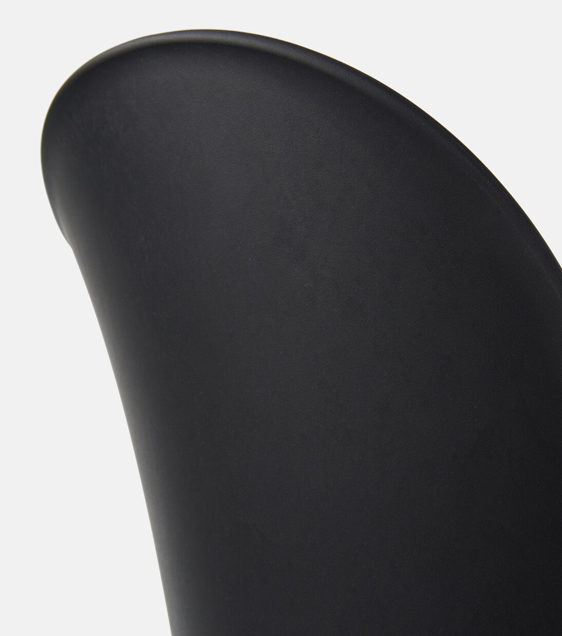 Stuhl Alpina by Barber & Osgerby | Magis