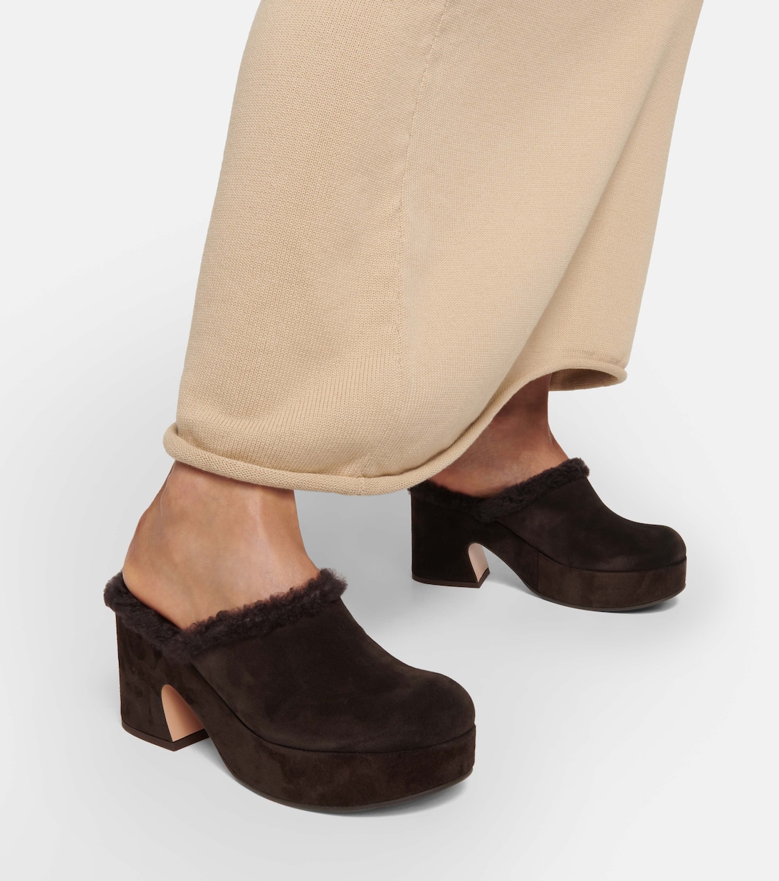 Zuecos Lyss de ante | Gianvito Rossi