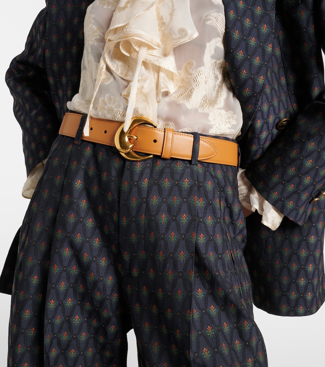 Cintura in pelle ETRO con motivo Paisley per uno stile giovane e trendy