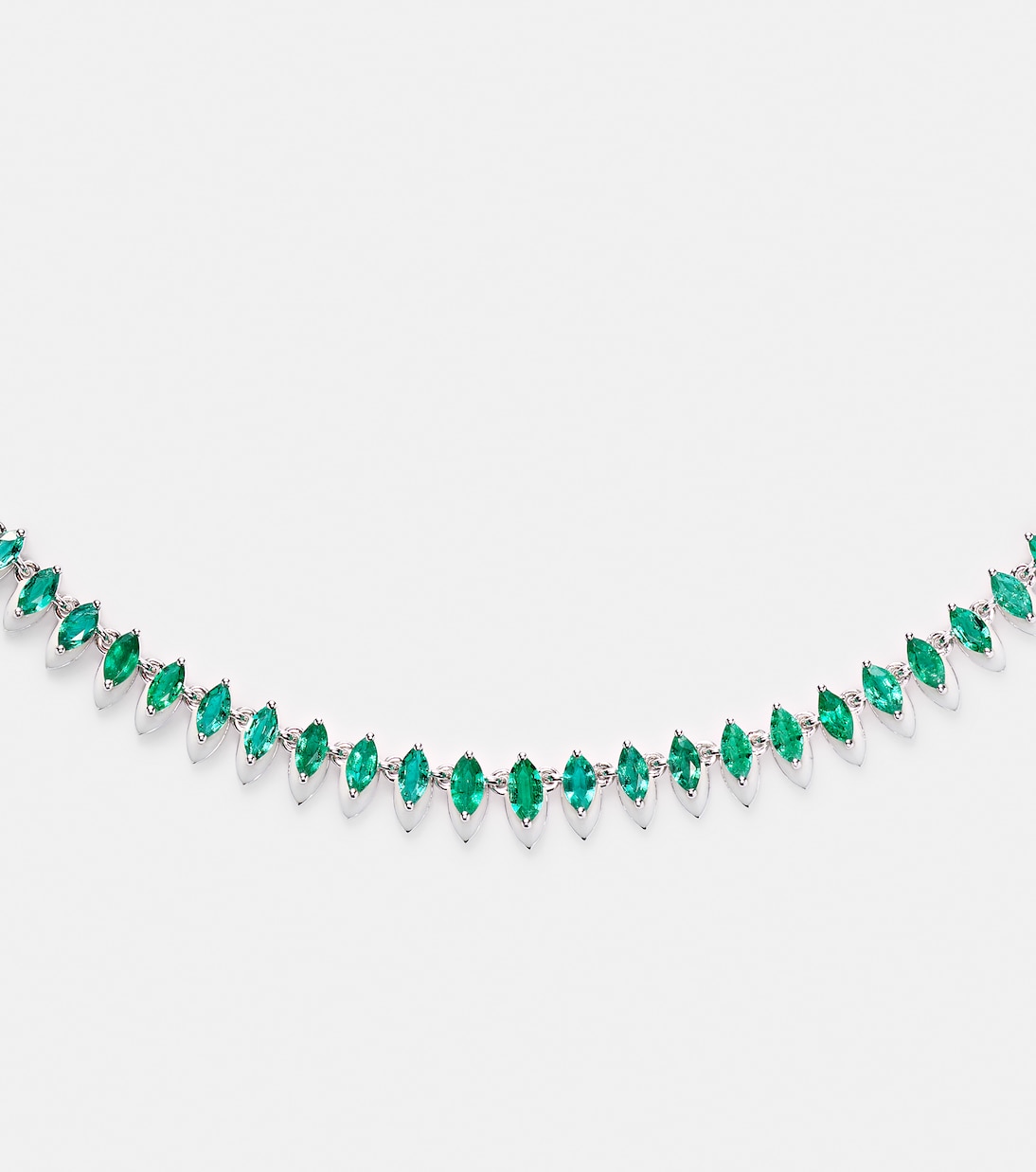 18kt white gold and enamel choker with emeralds | Kamyen