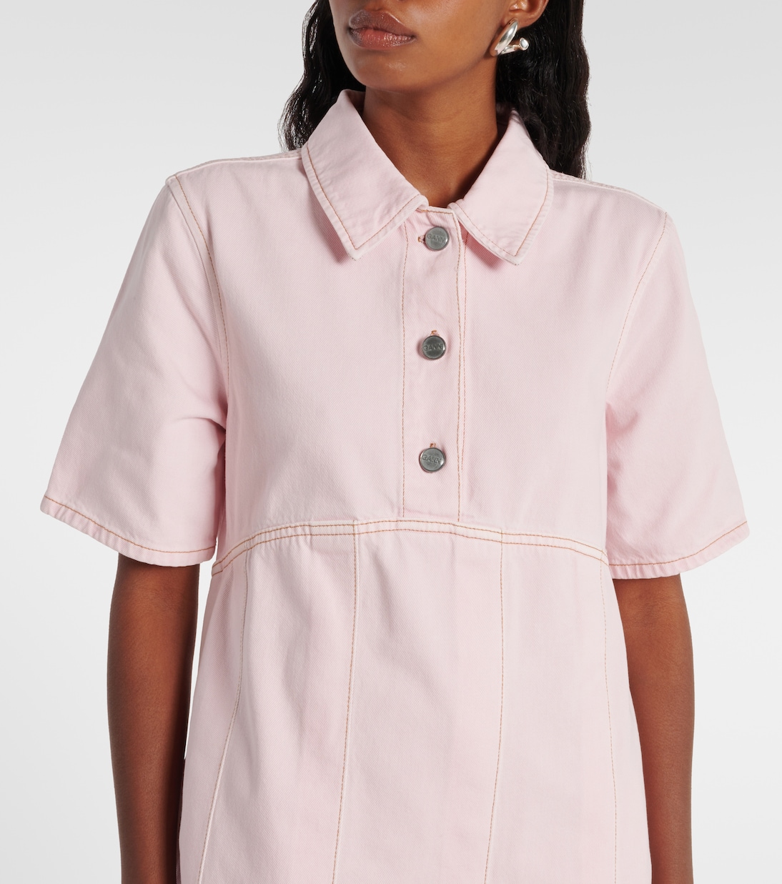 Abito chemisier in denim a pieghe | Ganni