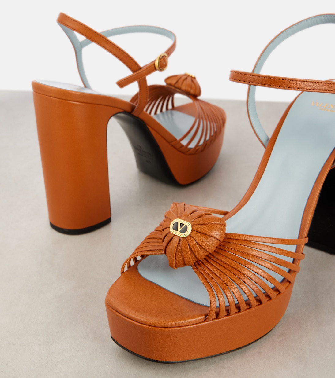 VLogo leather platform sandals | Valentino Garavani