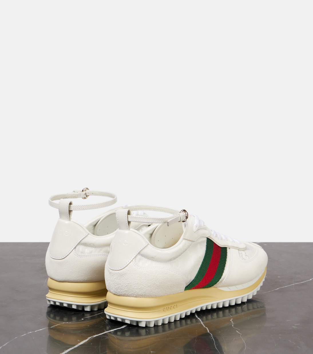 Sneakers Web Stripe mit Veloursleder | Gucci