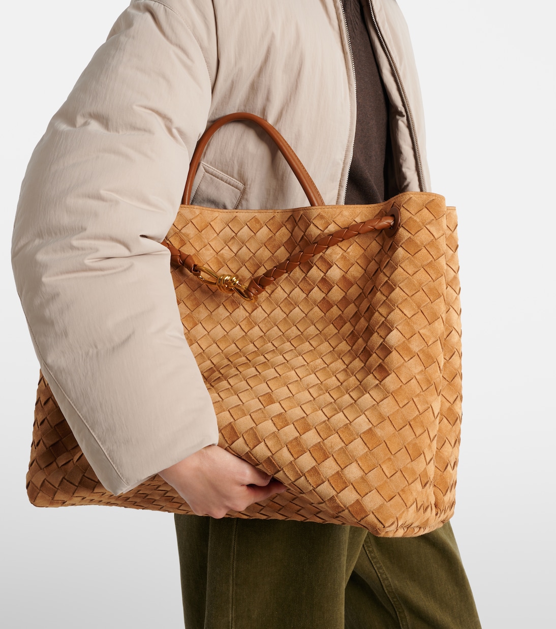Andiamo 인트레치아토 라지 스웨이드 토트 백 | Bottega Veneta