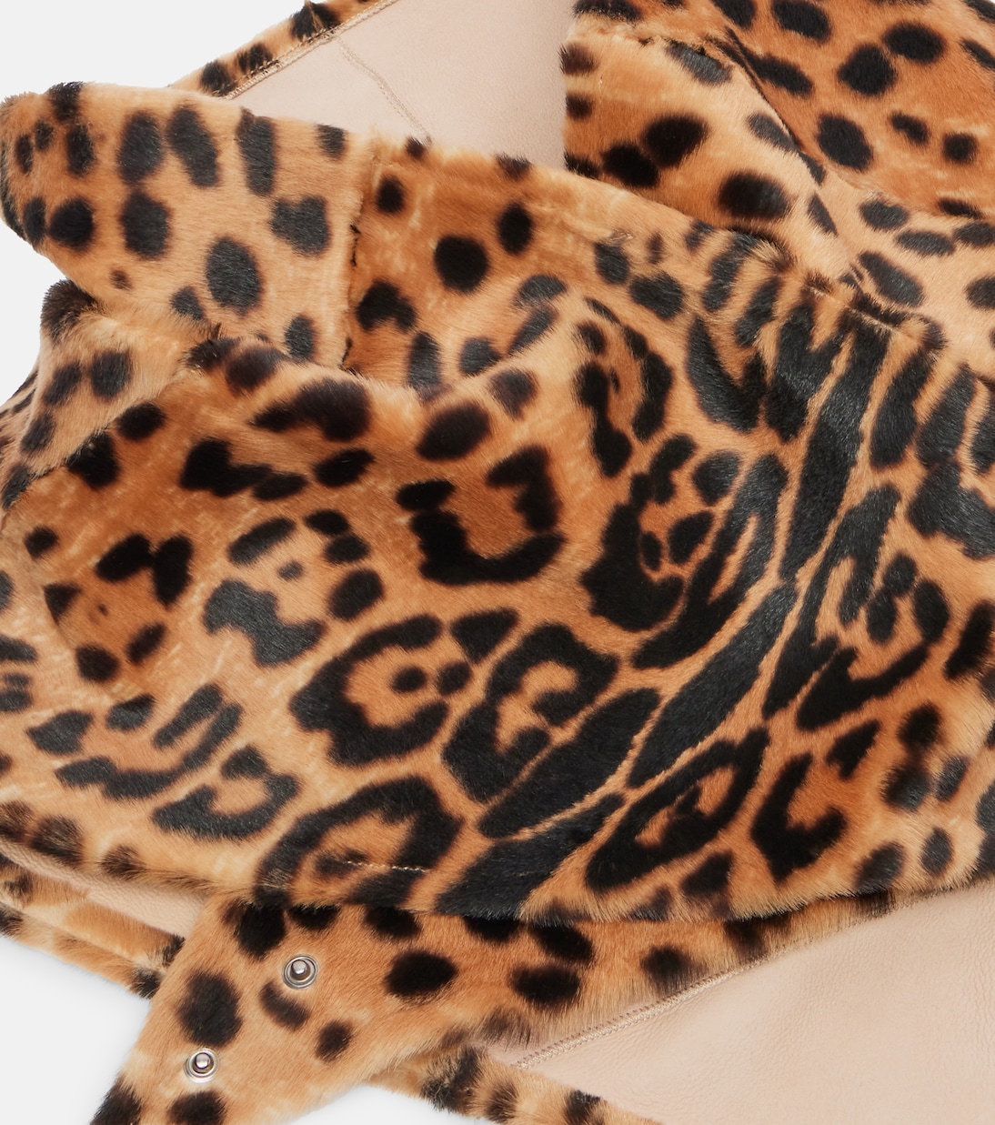 Schal Foulard aus Shearling | Nour Hammour