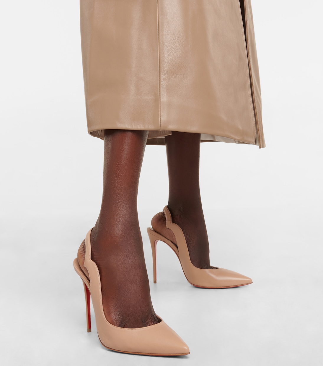 Nudes Hot Chick leather pumps | Christian Louboutin