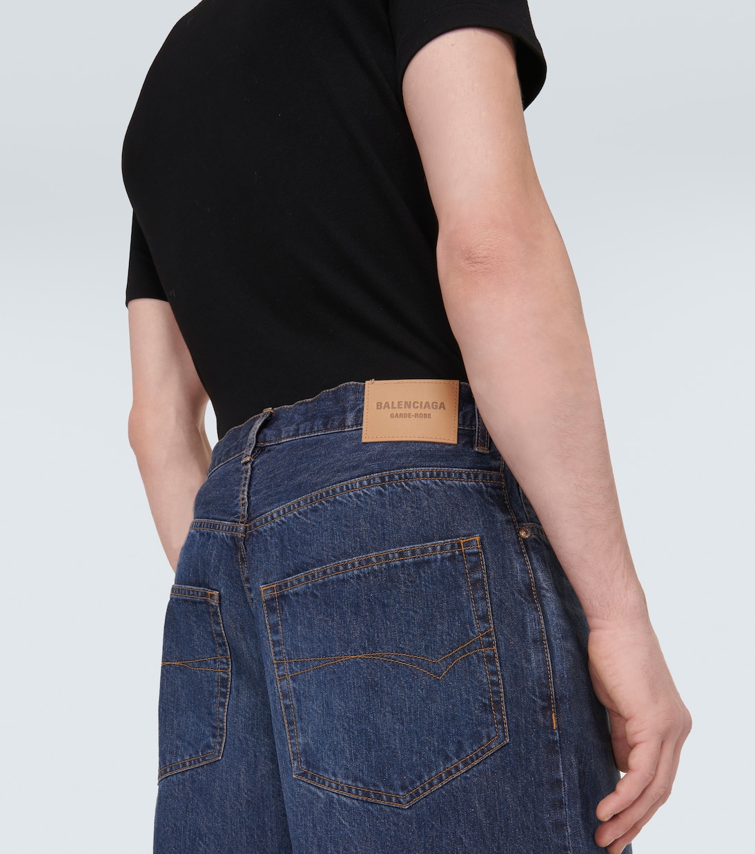 Jeans a gamba larga e vita media | Balenciaga