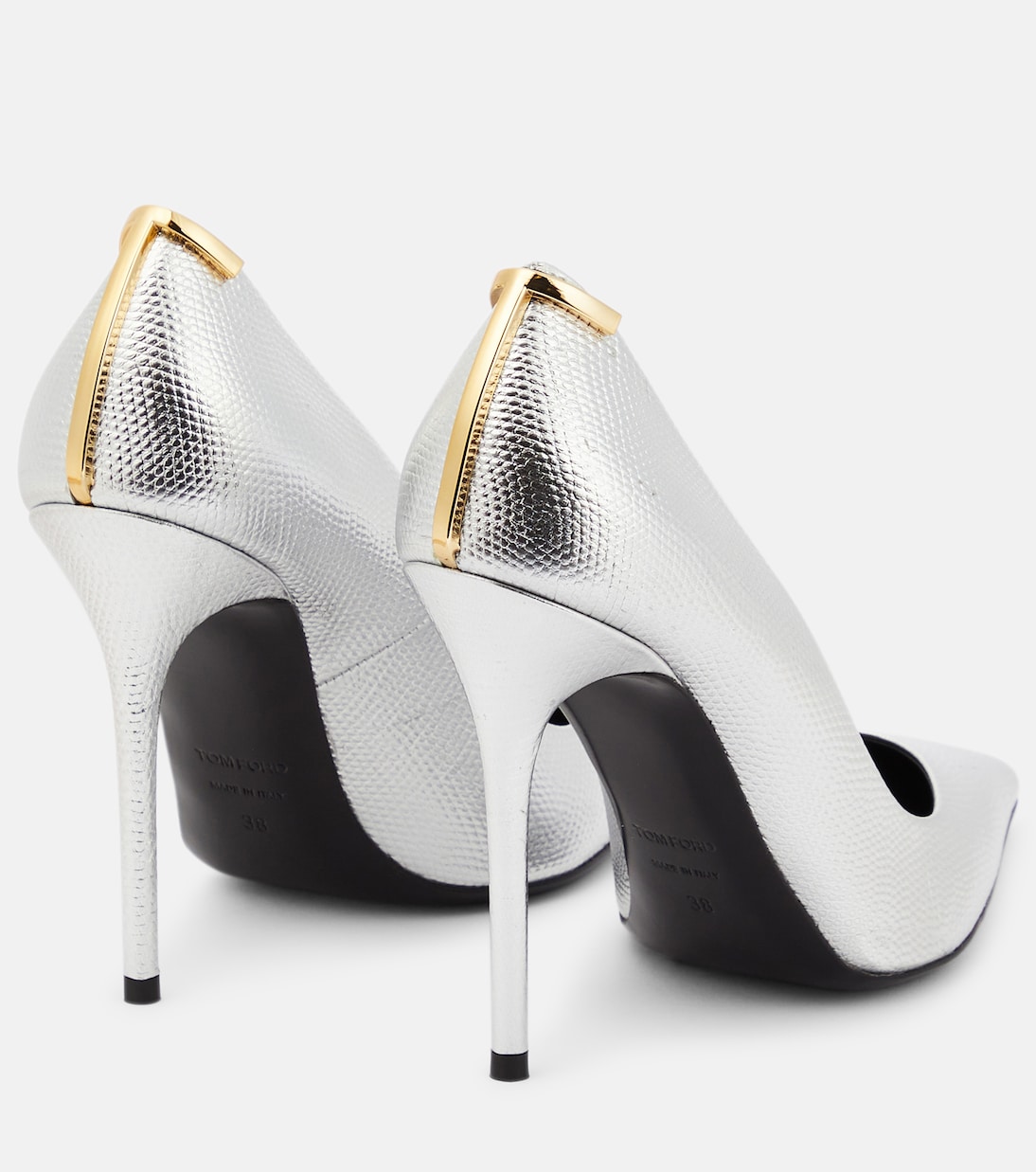 Salones de piel metalizada | Tom Ford