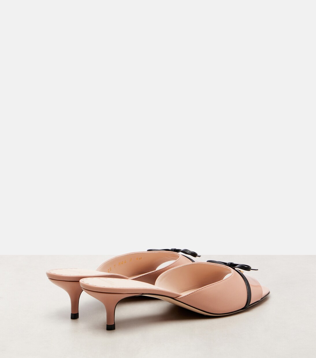 Bepointy 45 leather mules | Valentino Garavani