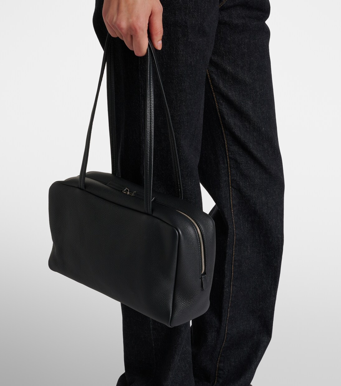 Schultertasche Astra aus Leder | The Row