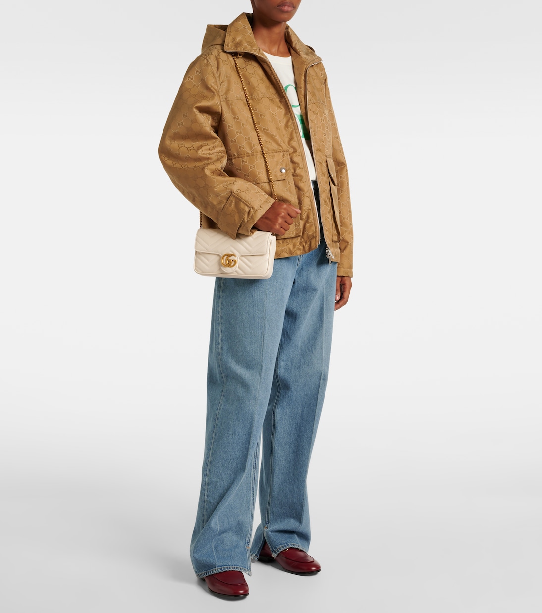 Portafoglio con tracolla GG Marmont in pelle | Gucci