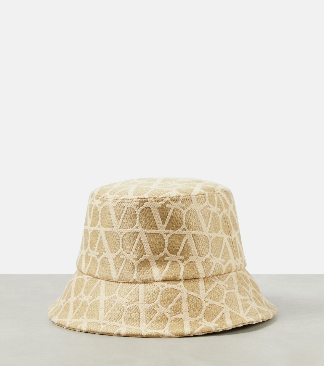 Hut Toile Iconographe | Valentino