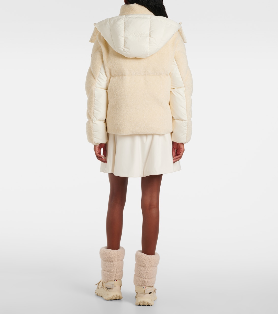 Chaqueta de Plumas Moncler Brysur con Estilo Teddy para Jóvenes Modernos