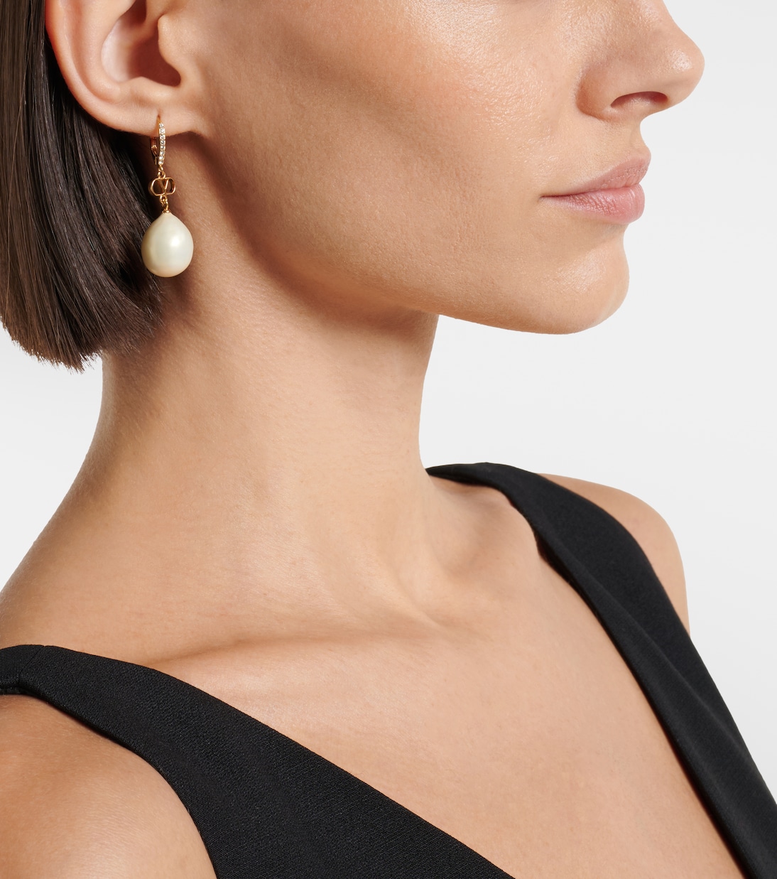 Ohrringe VLogo mit Kristallen und Zierperlen | Valentino