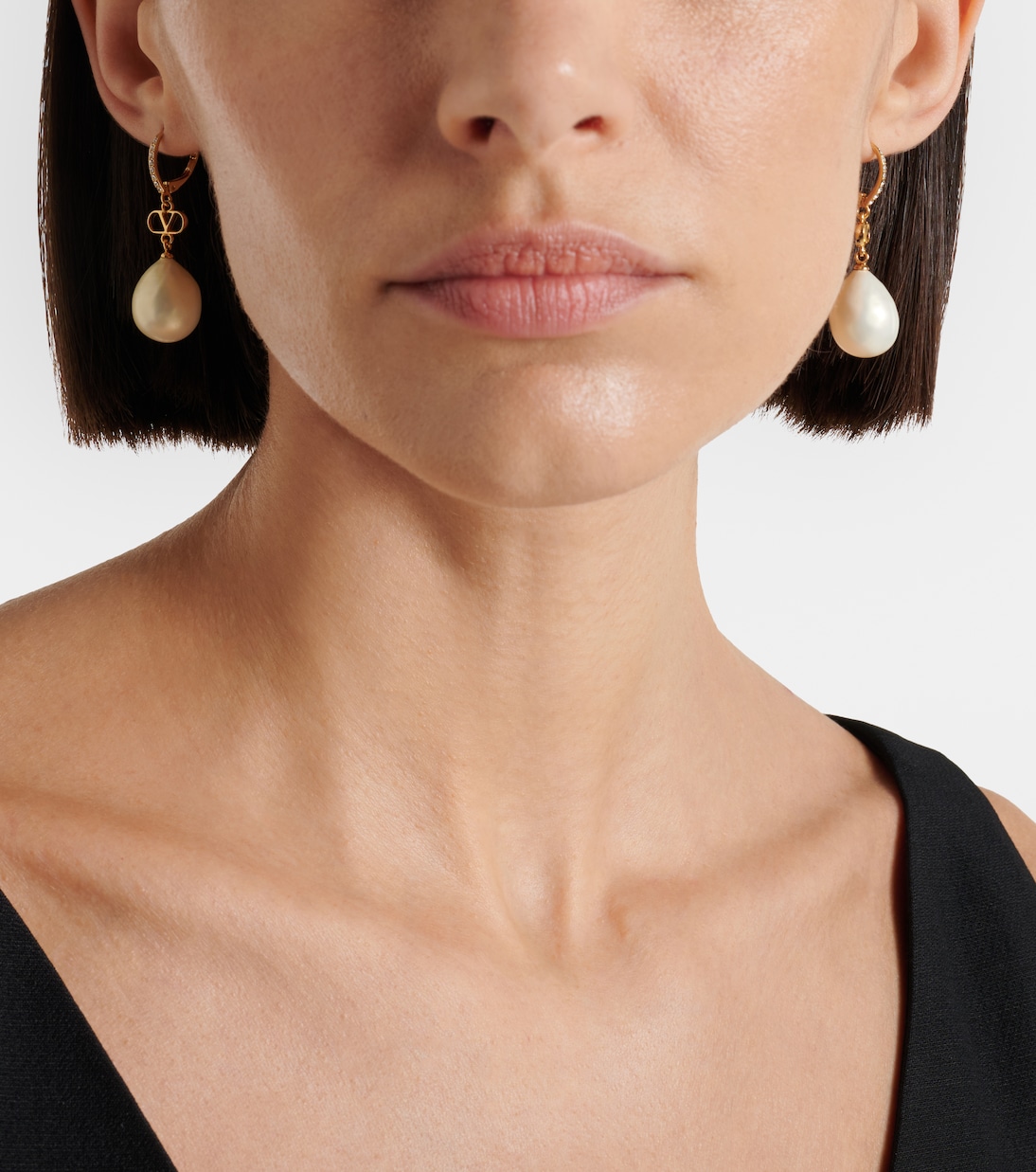 Ohrringe VLogo mit Kristallen und Zierperlen | Valentino