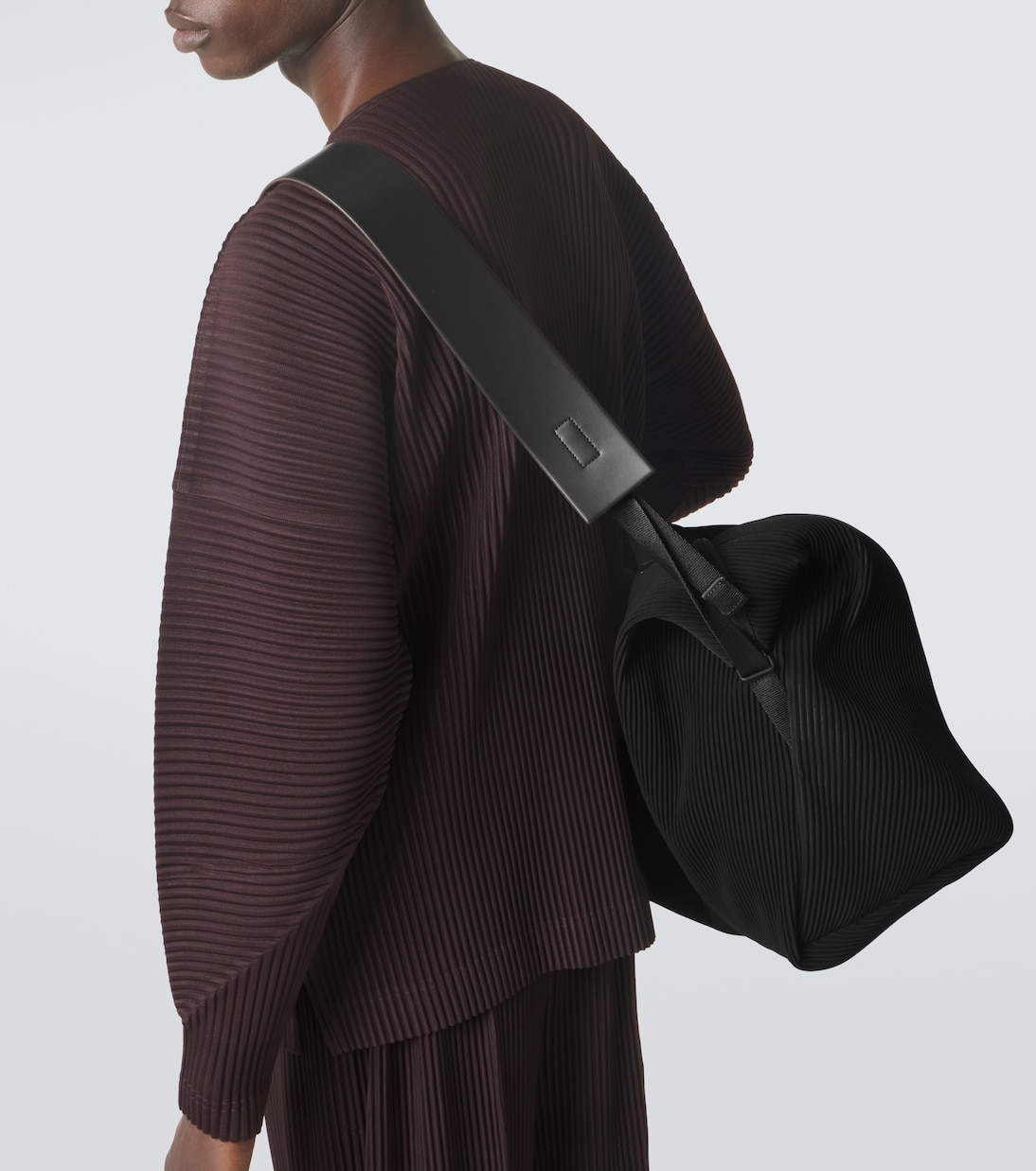 Pleats shoulder bag | Homme Plissé Issey Miyake