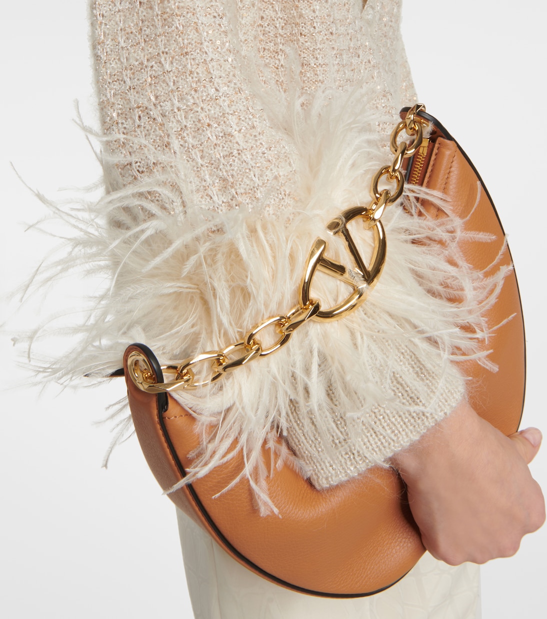 Moon VLogo Small leather shoulder bag | Valentino Garavani