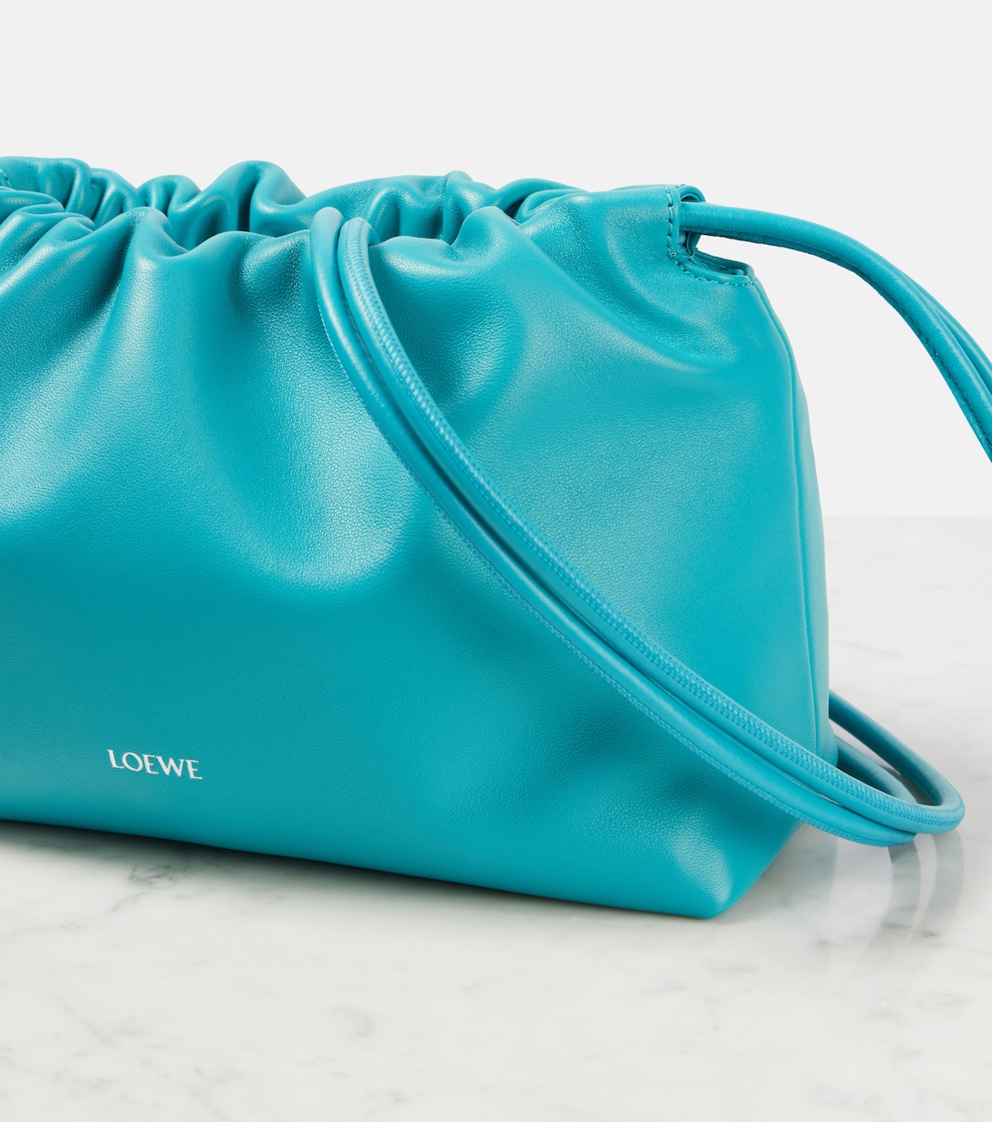 Pochette Flamenco Medium en cuir | Loewe