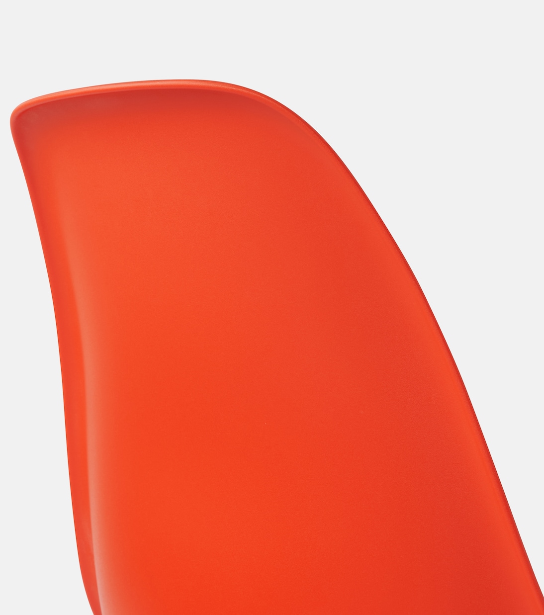 Eames Plastic RE DSR chair | Vitra