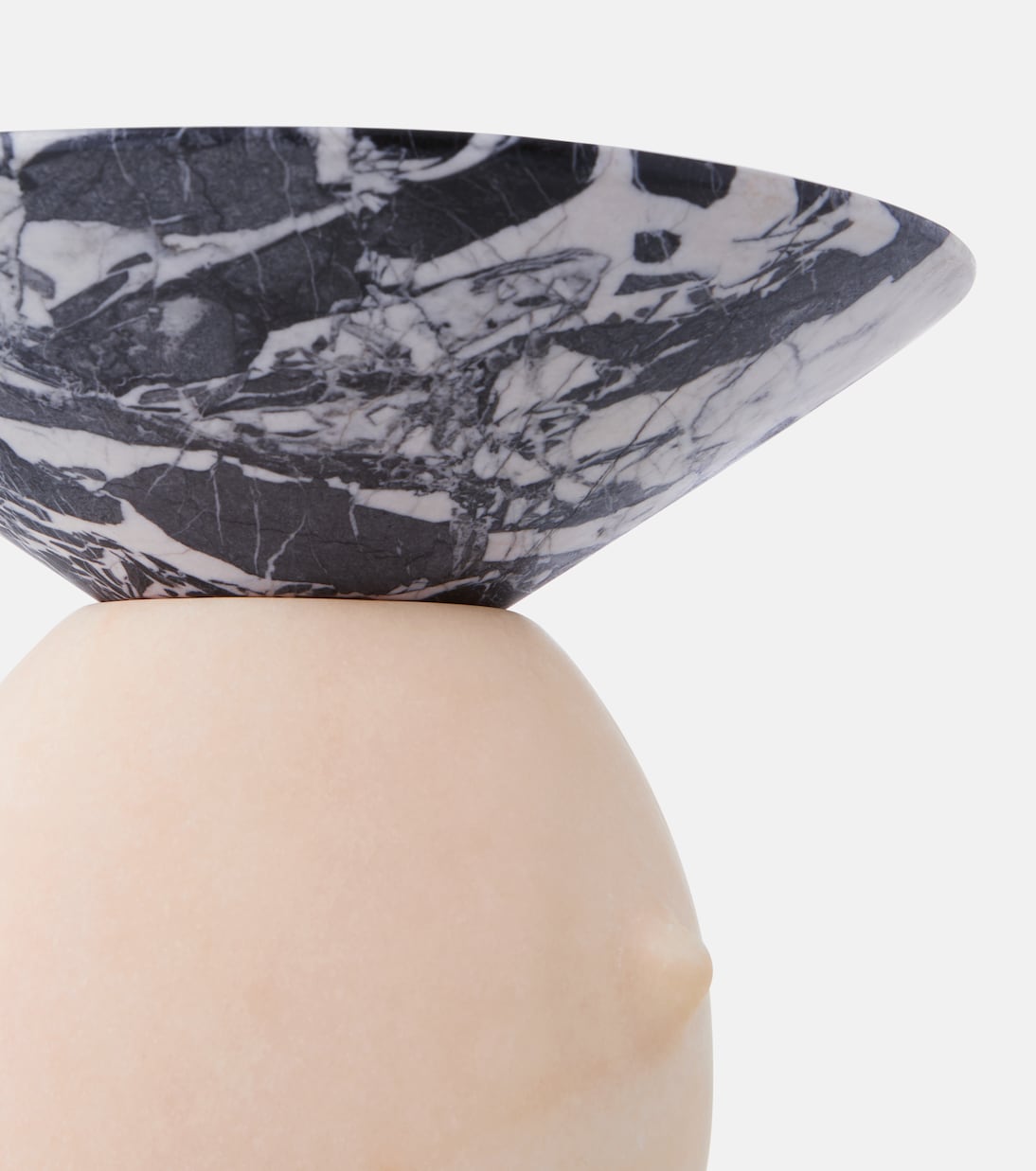 Vase Clelia by Valentina Cameranesi Sgroi | Bloc Studios