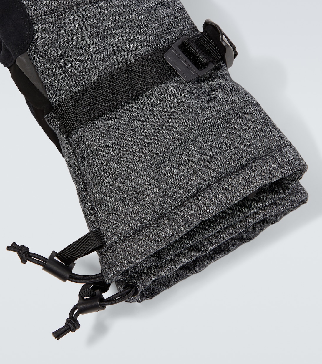 Muffole The Ridge in Gore-Tex® | Oakley